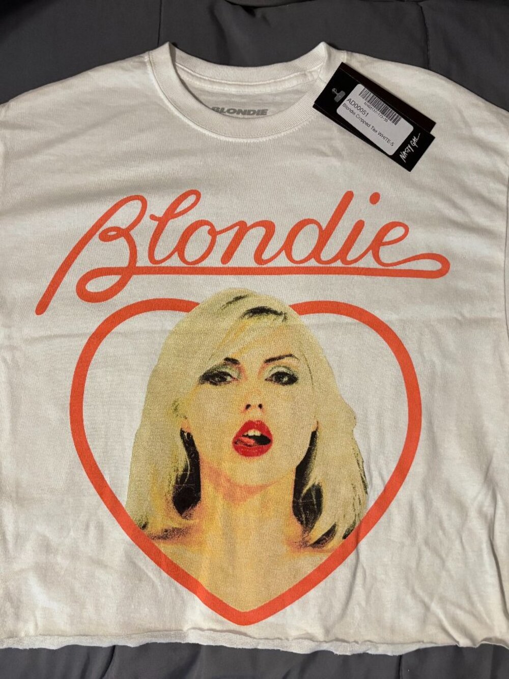 NWT Nasty Gal Blondie Cropped Graphic Tee White Small